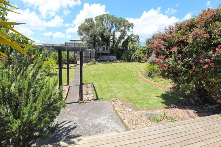 Photo of property in 156 Hakanoa Street, Huntly, 3700