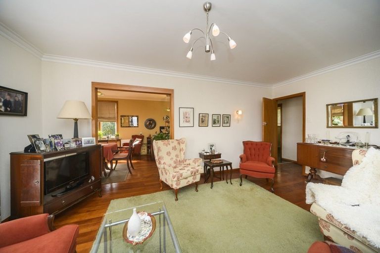 Photo of property in 77 Birmingham Street, Takaro, Palmerston North, 4412