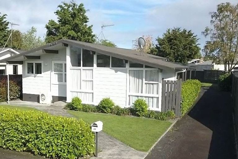 Photo of property in 26 Cecil Street, St Andrews, Hamilton, 3200