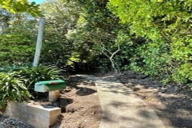 Photo of property in 325 Grays Road, Pauatahanui, Porirua, 5381