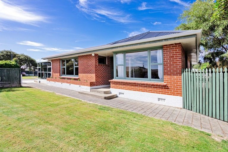 Photo of property in 23 Cruickshank Crescent, Rosedale, Invercargill, 9810