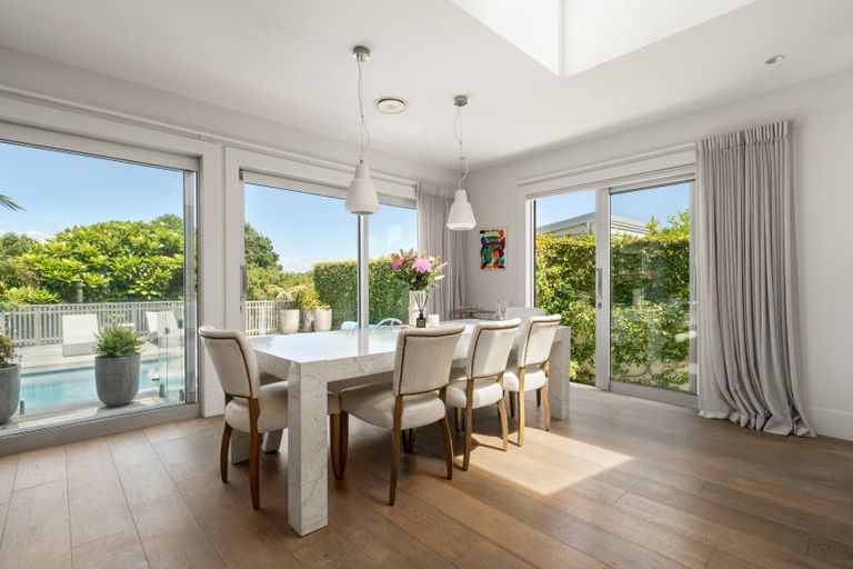 Photo of property in 22 Oceanview Road, Mount Maunganui, 3116