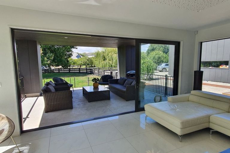 Photo of property in 2 Bressay Way, Waikanae, 5036