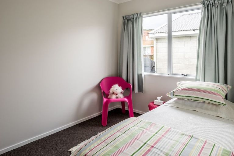 Photo of property in 305a Oxford Terrace, Avalon, Lower Hutt, 5011