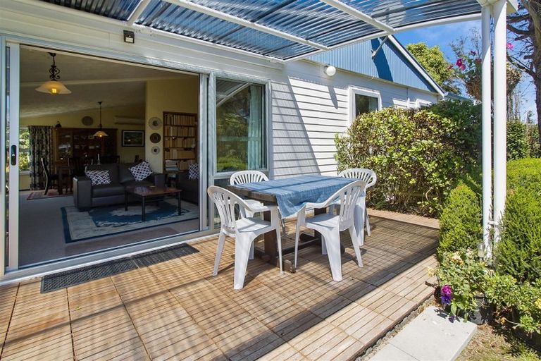 Photo of property in 128 Maytown Road, Waimate, 7978