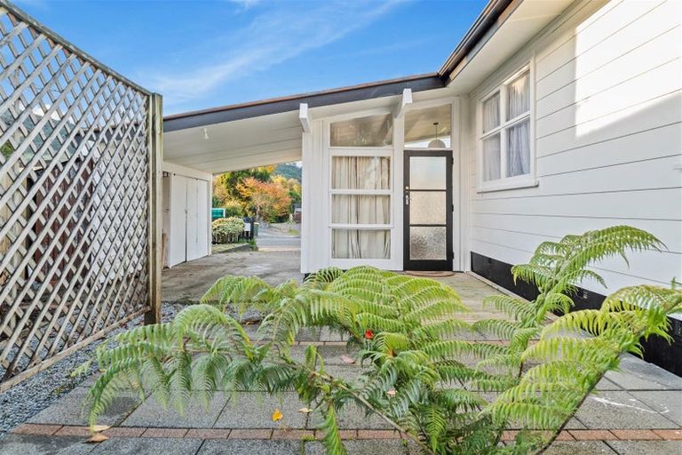 Photo of property in 22 Homedale Street, Pukehangi, Rotorua, 3015