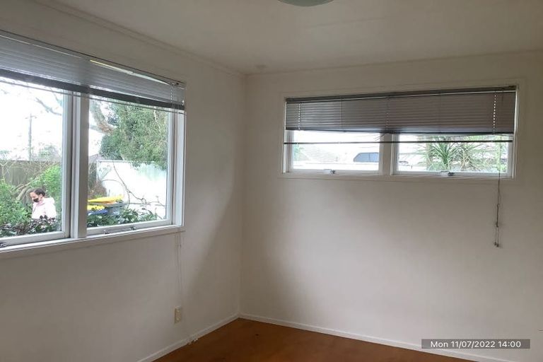 Photo of property in 1/6 Sydney Street, Hauraki, Auckland, 0622