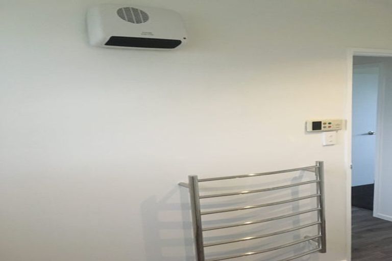 Photo of property in 2 Branksome Place, Parklands, Christchurch, 8083