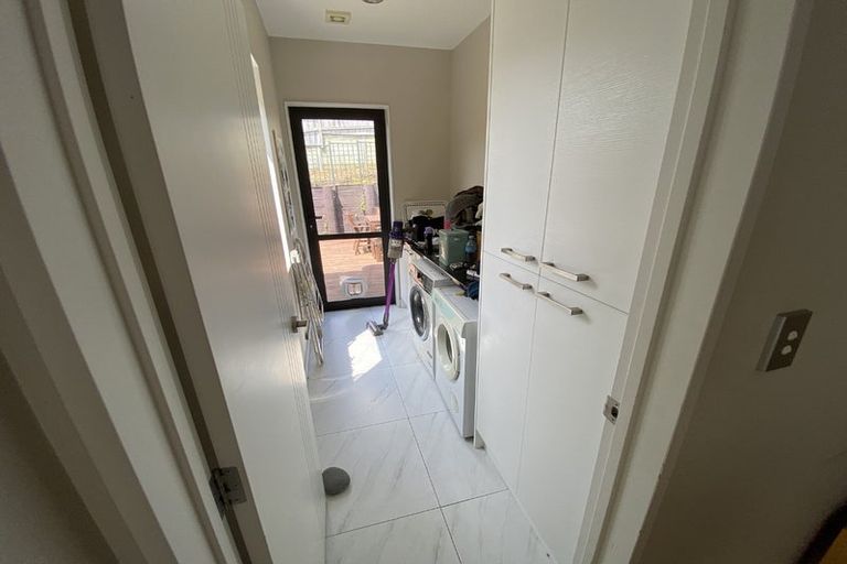 Photo of property in 7 Azzurro Way, Flat Bush, Auckland, 2019