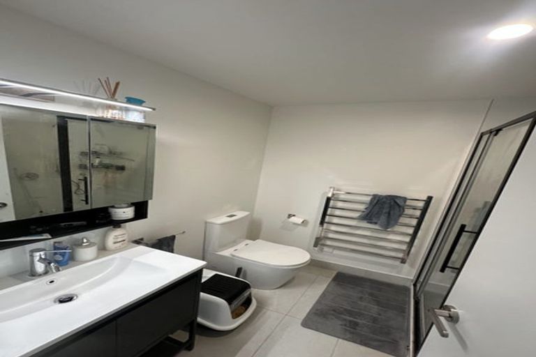 Photo of property in 10 Rara Lane, Manukau, Auckland, 2104