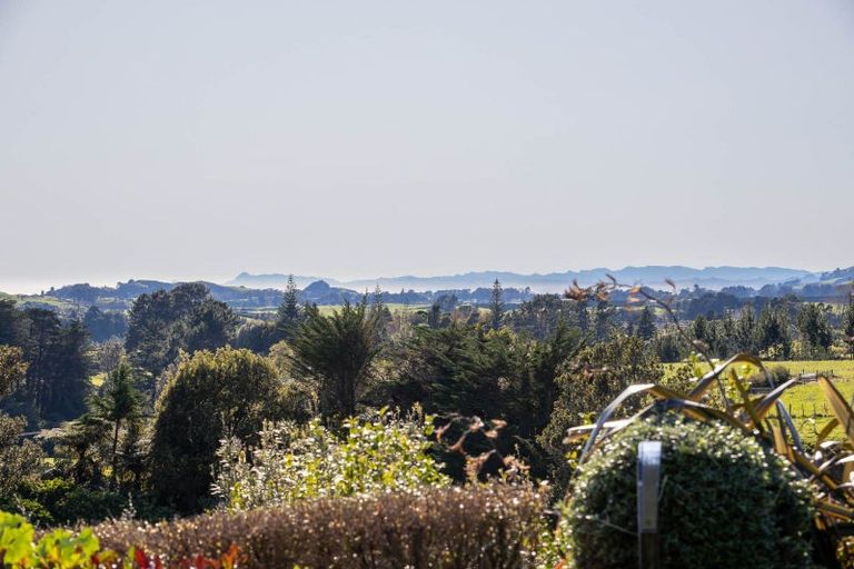 Photo of property in 41 Wharekauri Road, Mimi, Urenui, 4377