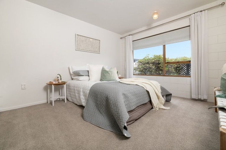 Photo of property in 4 Oceanview Road, Mount Maunganui, 3116