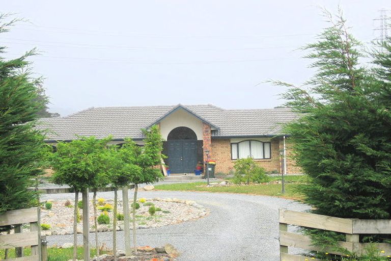 Photo of property in 3 Pokaka Street, Birchville, Upper Hutt, 5018