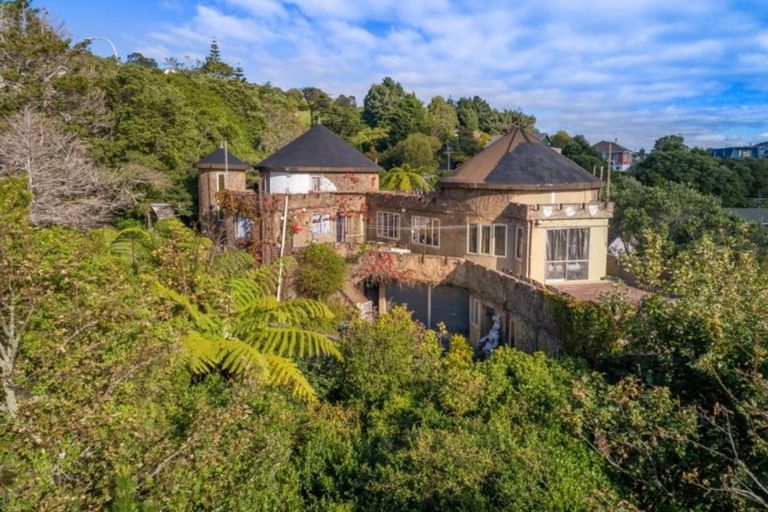 Photo of property in 139 Helston Road, Paparangi, Wellington, 6037