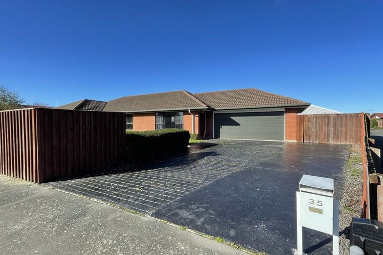 Photo of property in 35 Tivoli Place, Bishopdale, Christchurch, 8053