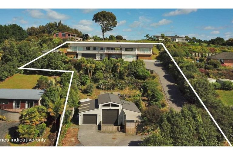 Photo of property in 204 Rangitane Road, Kerikeri, 0294