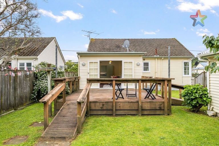 Photo of property in 12 Rumgay Street, Fairfield, Lower Hutt, 5011