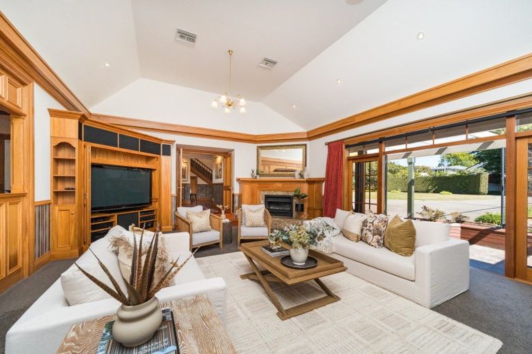 Photo of property in 183 Victoria Avenue, Hokowhitu, Palmerston North, 4410