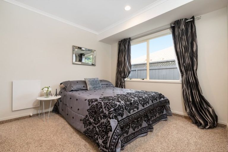 Photo of property in 12 Kestrel Avenue, Welcome Bay, Tauranga, 3112