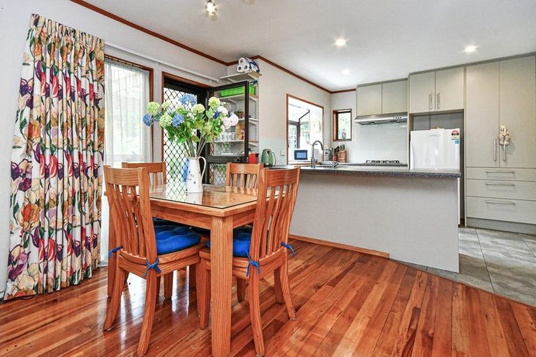 Photo of property in 12 Lemonwood Place, The Gardens, Auckland, 2105