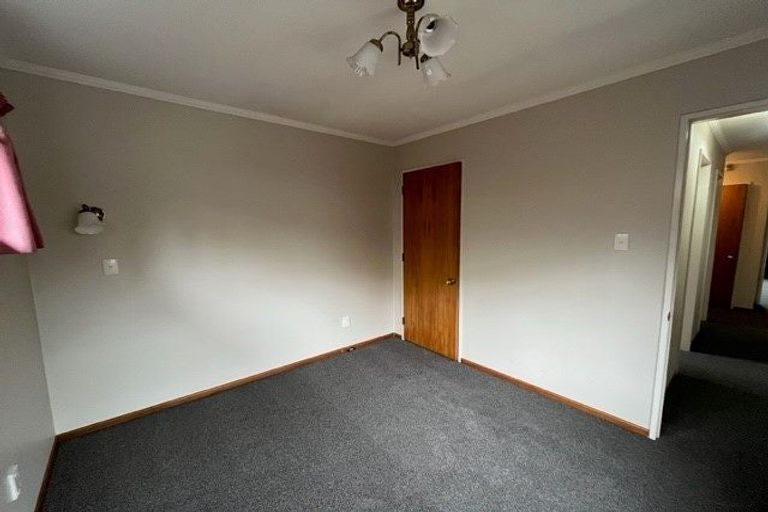 Photo of property in 15 Vincent Street, Waterloo, Lower Hutt, 5011