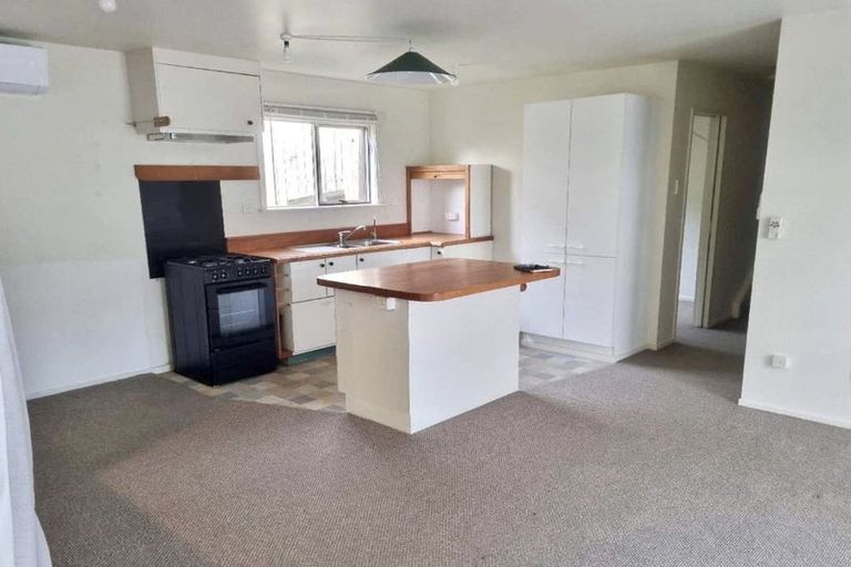 Photo of property in 4 Brian Crescent, Stanmore Bay, Whangaparaoa, 0932