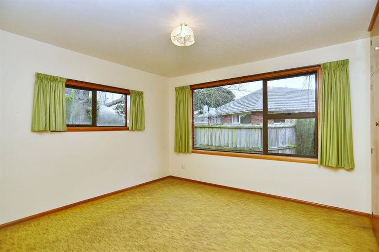 Photo of property in 10 Rochford Place, Bryndwr, Christchurch, 8052