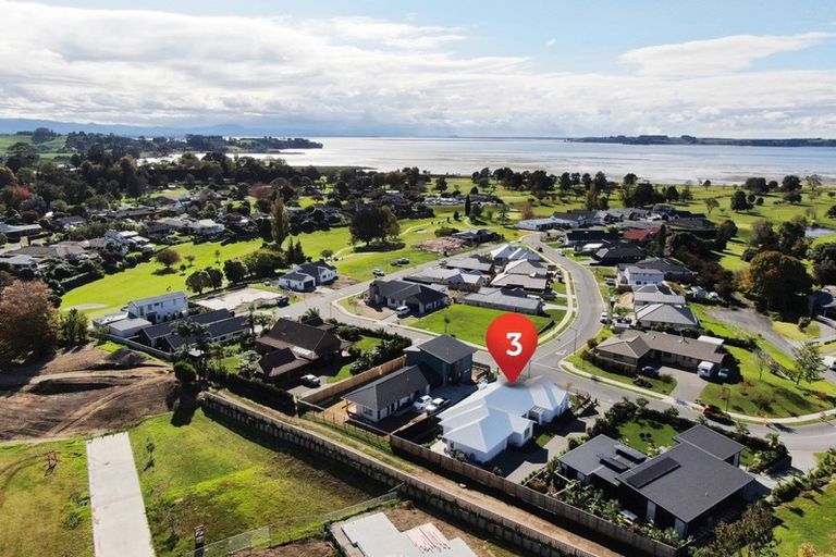 Photo of property in 3 Fairwayview Drive, Omokoroa, 3114