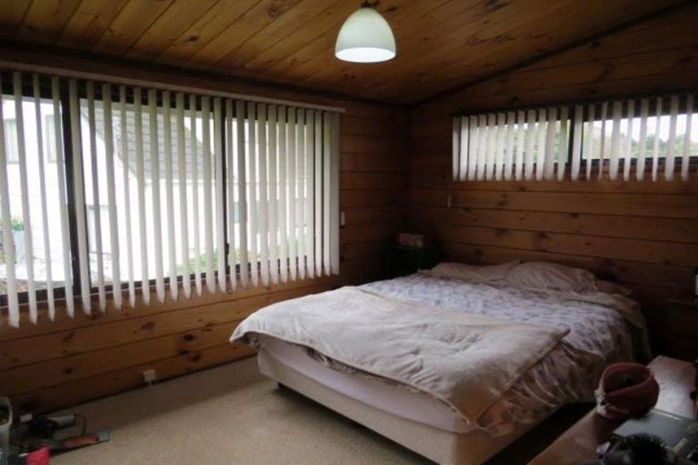 Photo of property in 7 Cedar Place, Westown, New Plymouth, 4310