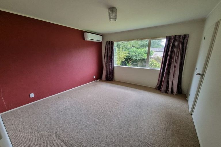 Photo of property in 9b Barraud Place, Pukehangi, Rotorua, 3015