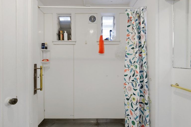 Photo of property in 28 Wharenui Road, Upper Riccarton, Christchurch, 8041