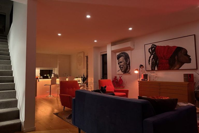 Photo of property in 2 Nga Tutu Place, Belmont, Auckland, 0622