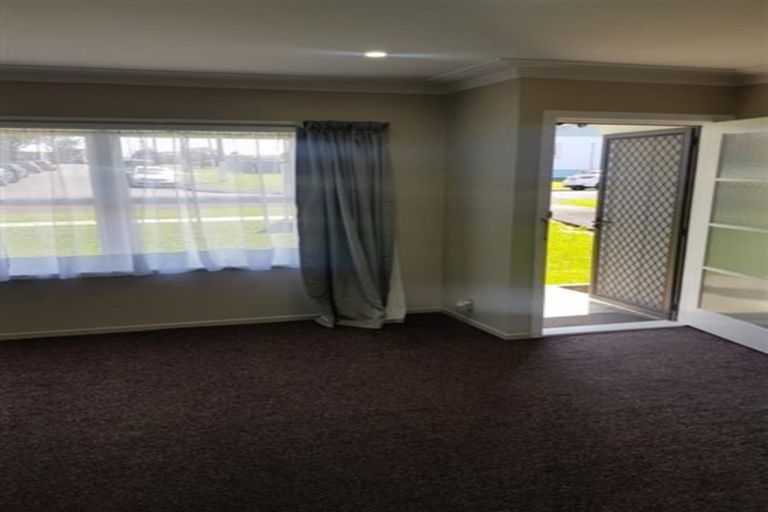 Photo of property in 2/22 Union Street, Papakura, 2110
