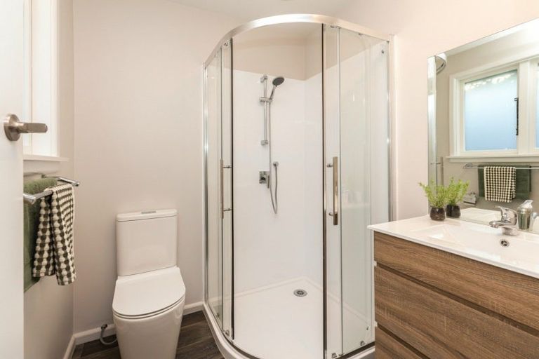 Photo of property in 75 Stanbury Avenue, Somerfield, Christchurch, 8024