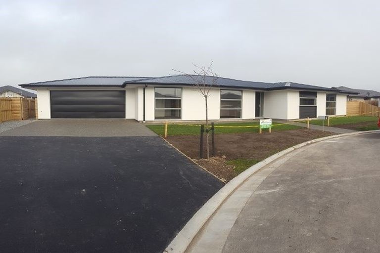 Photo of property in 11 Shale Court, Rolleston, 7614