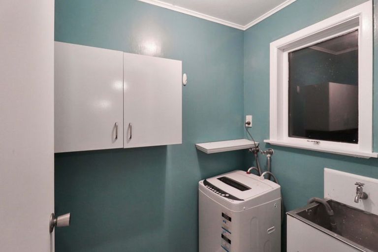 Photo of property in 58 Aniseed Grove, Timberlea, Upper Hutt, 5018