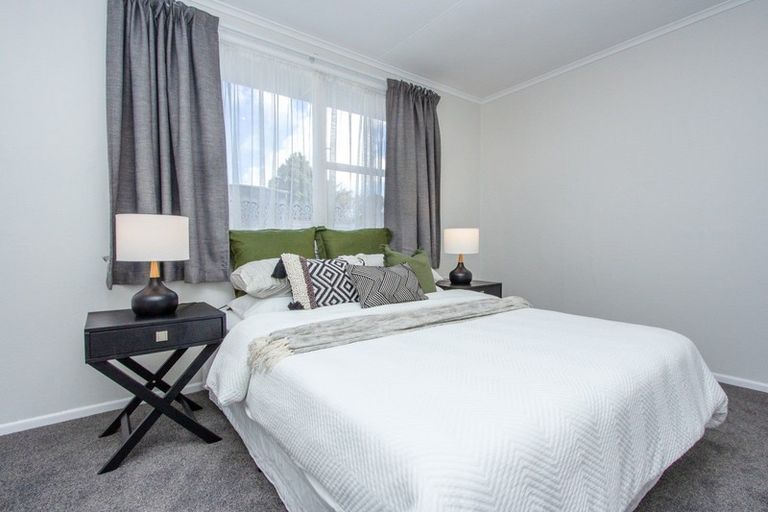 Photo of property in 77 Sunset Road, Mangakakahi, Rotorua, 3015