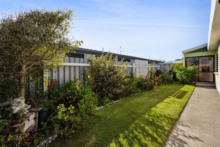 Photo of property in 30 Wellington Street, Hawera, 4610