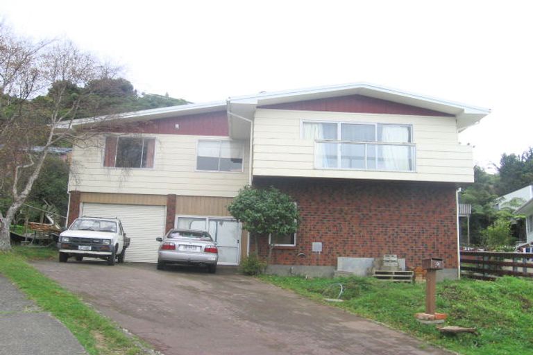 Photo of property in 91 Mulberry Street, Normandale, Lower Hutt, 5010