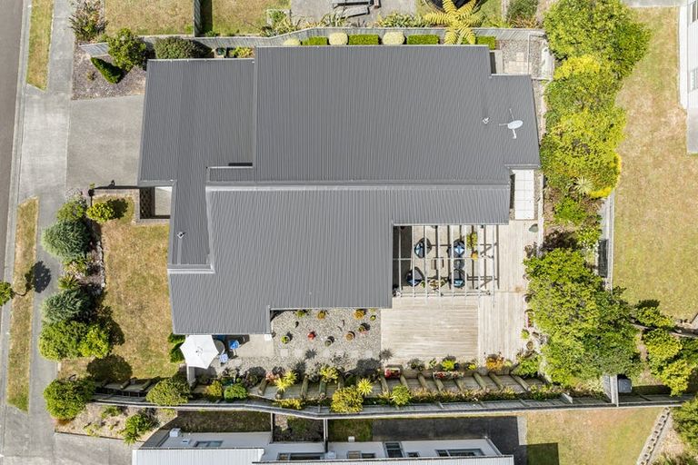 Photo of property in 66 Staithes Drive North, Whitby, Porirua, 5024