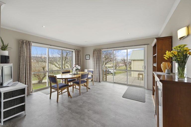 Photo of property in 18 Ferris Road, Springvale, Alexandra, 9393