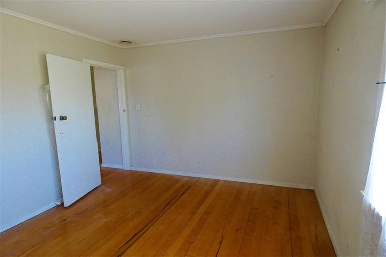 Photo of property in 16 Mail Avenue, Weymouth, Auckland, 2103