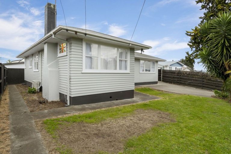 Photo of property in 48 Millers Road, Brookfield, Tauranga, 3110