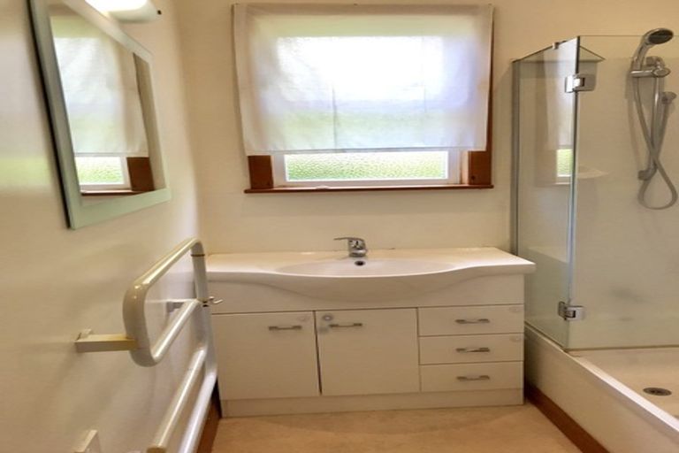 Photo of property in 20 Fraser Avenue, Johnsonville, Wellington, 6037