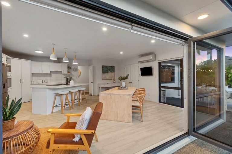 Photo of property in 16 Oriental Parade, Papamoa Beach, Papamoa, 3118