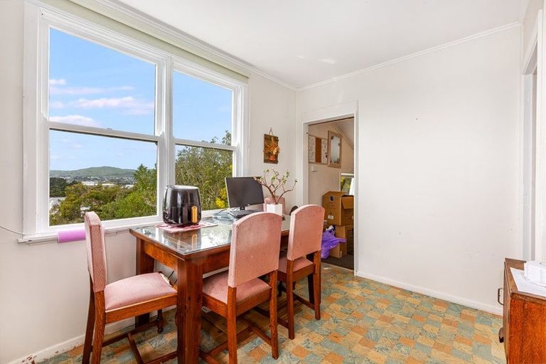 Photo of property in 17 Aparangi Crescent, Elsdon, Porirua, 5022