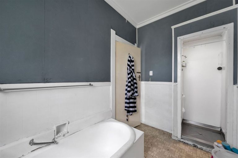 Photo of property in 50 Collins Street, Hawera, 4610