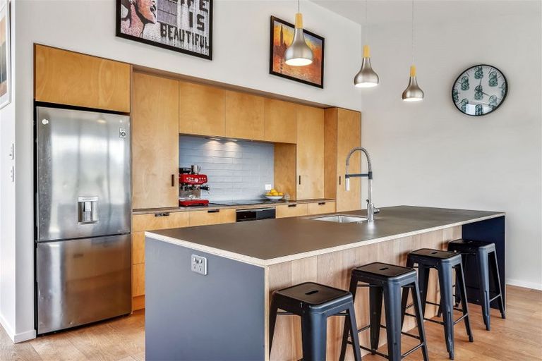 Photo of property in 32 Northcoast Place, Mangawhai Heads, Mangawhai, 0505