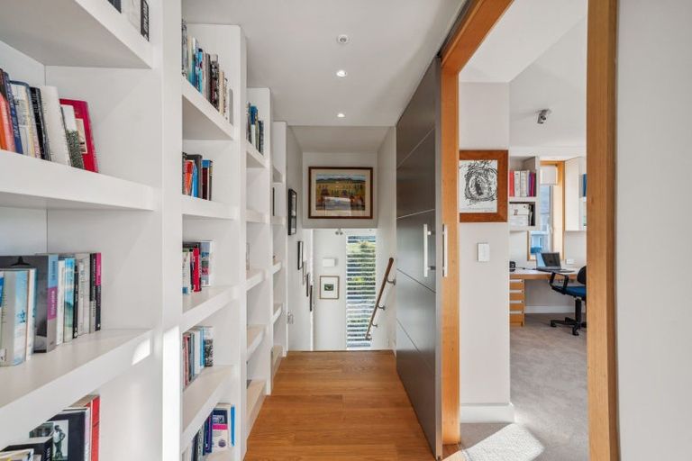 Photo of property in 31 Old Station Avenue, Wanaka, 9305