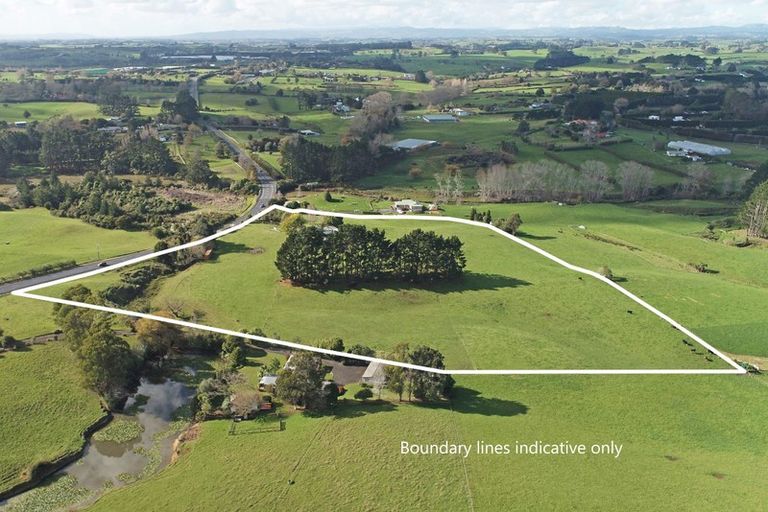 Photo of property in 915 Glenbrook Road, Glenbrook, Pukekohe, 2679